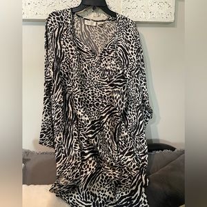 Vintage 80's Victoria's
Secret Pure Silk Gold Label Slip/Chemises & Robe